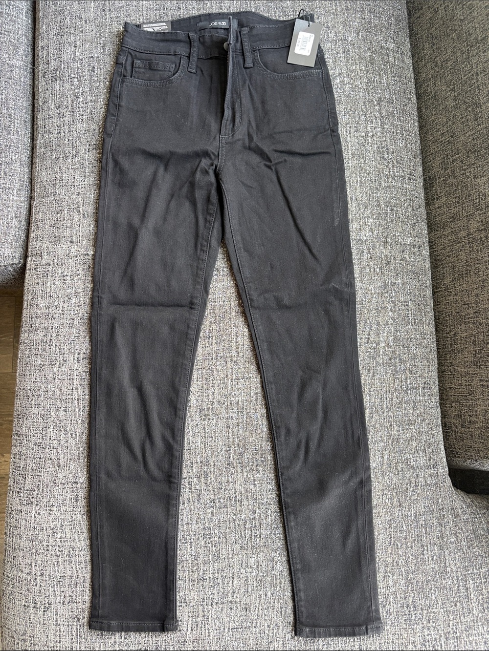 Joe’s Jeans High Rise Skinny Ankle Jean in Pluto Size 26